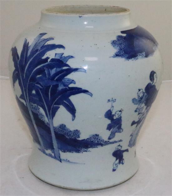 A Chinese blue and white jar, Kangxi period, 23cm, rim chip and cracks